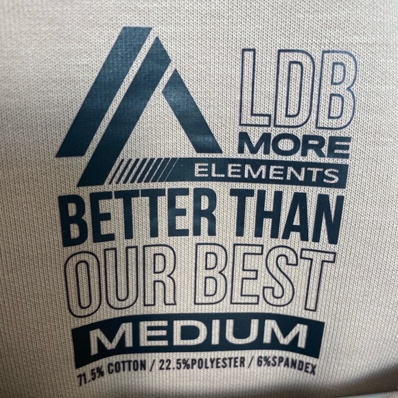 NWT Elements Short Sleeve Crop - Picture 4 of 6